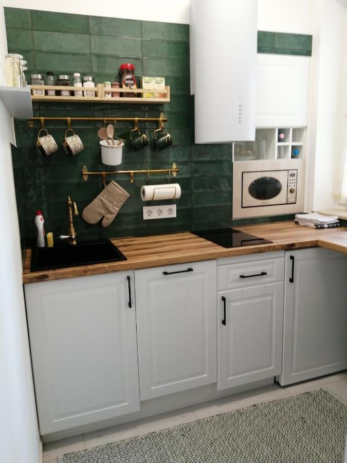 Hanna Apartman Szeged Bagian luar foto