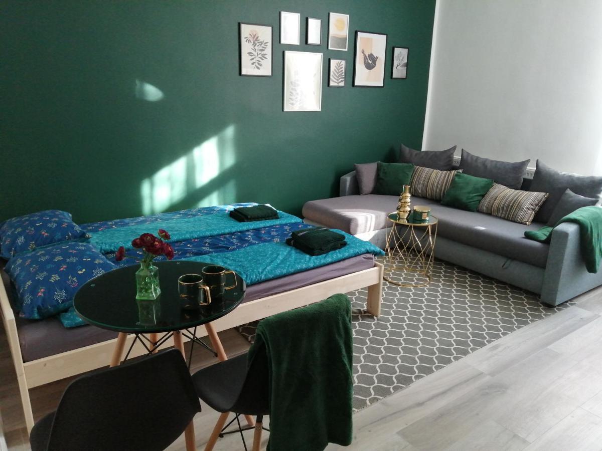 Hanna Apartman Szeged Bagian luar foto